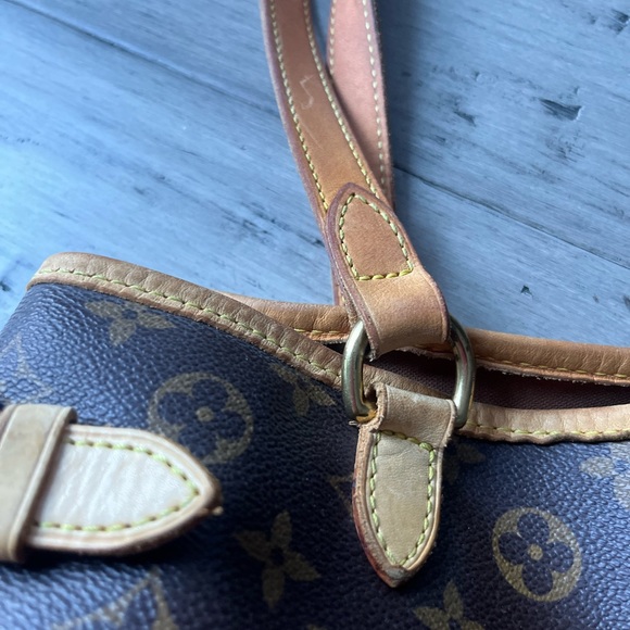 LOUIS VUITTON Batignolles horizontal handbag - Picture 7 of 15